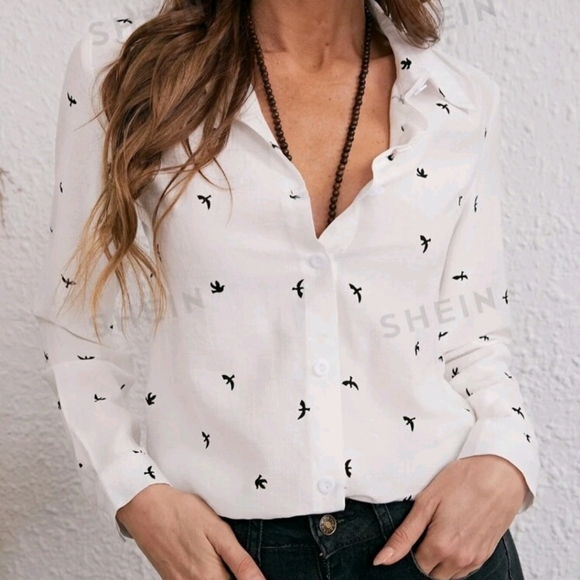 Long sleeve button-down shirt NWT - Picture 2 of 5